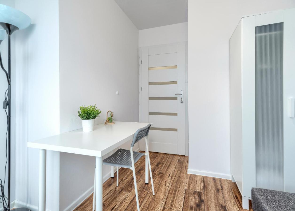 Pokoje Gdansk Zabianka - Bitwy Oliwskiej 15 Apartment Exterior photo